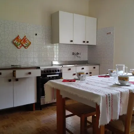 Apartment Lander Piano d'Arta